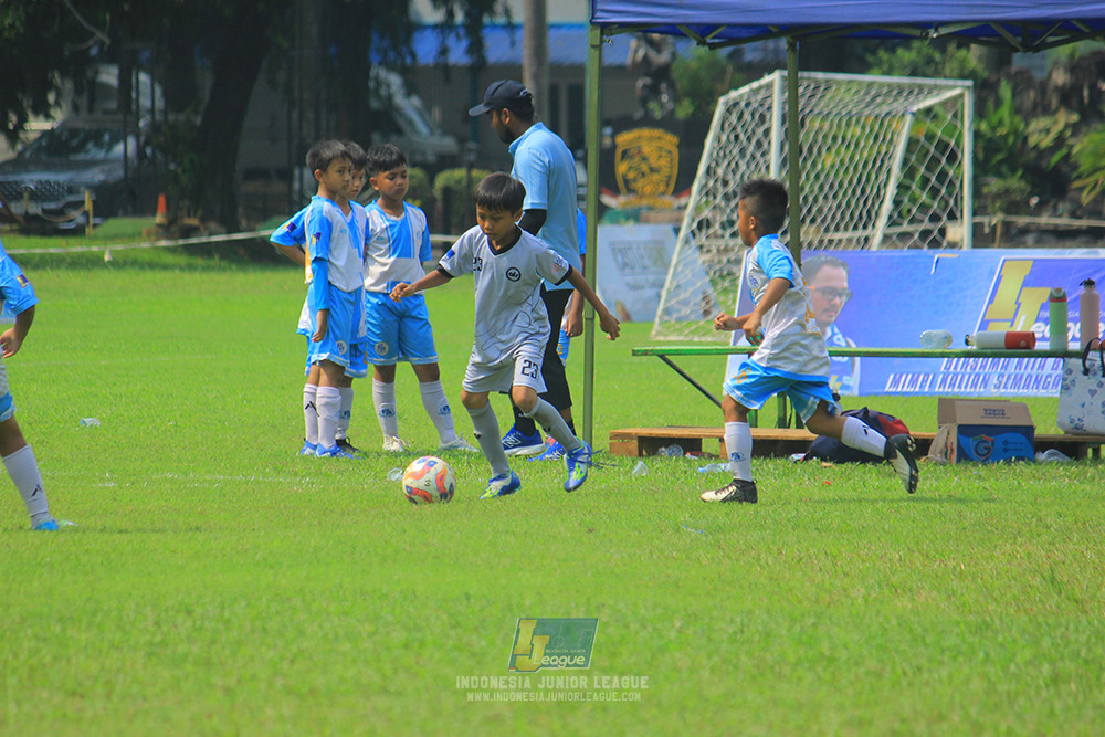ijl u11 190426 proball football vs asia football school