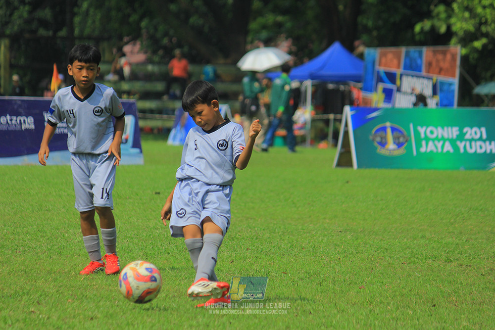 ijl u11 190426 proball football vs asia football school