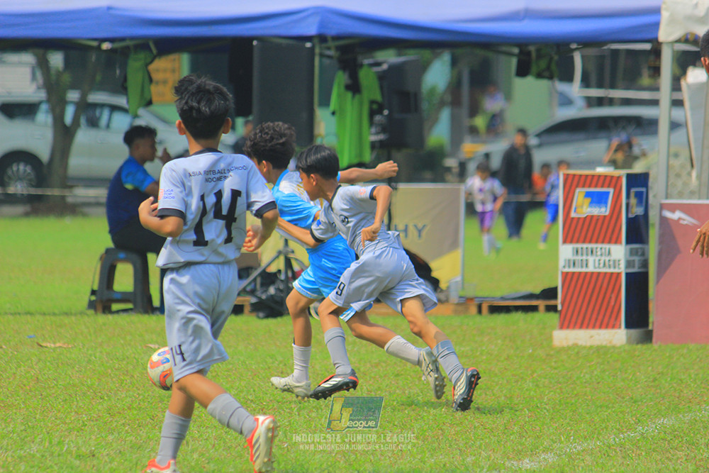 ijl u11 190426 proball football vs asia football school