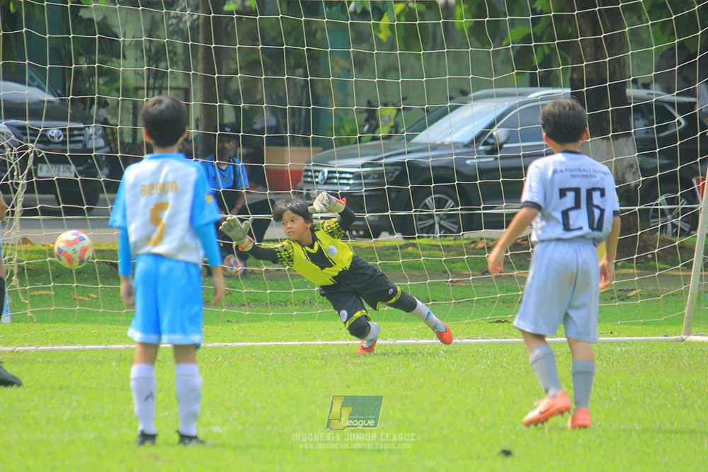 ijl u11 190426 proball football vs asia football school