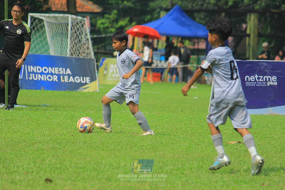 ijl u11 190426 proball football vs asia football school