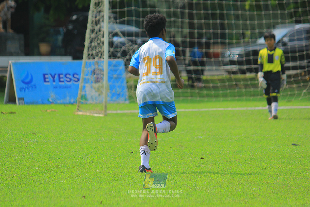 ijl u11 190426 proball football vs asia football school
