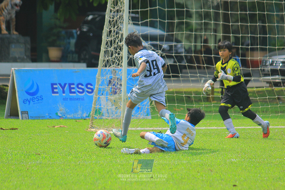 ijl u11 190426 proball football vs asia football school