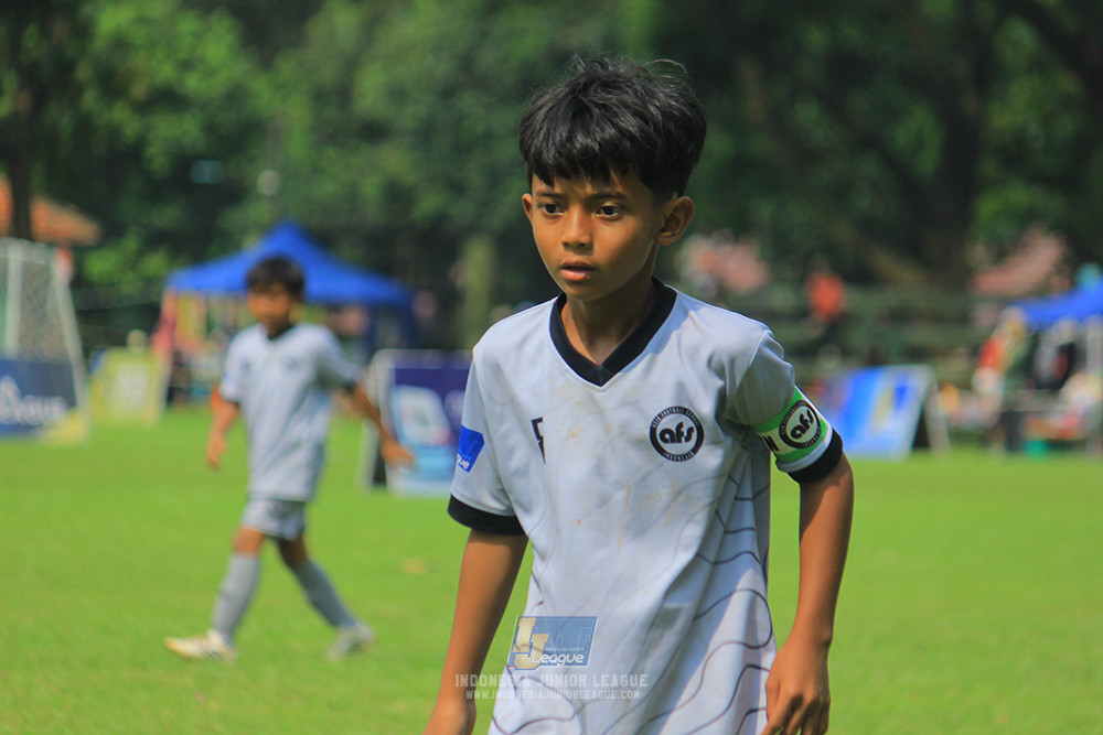 ijl u11 190426 proball football vs asia football school