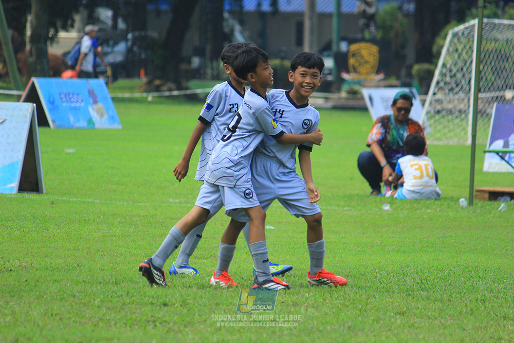 ijl u11 190426 proball football vs asia football school