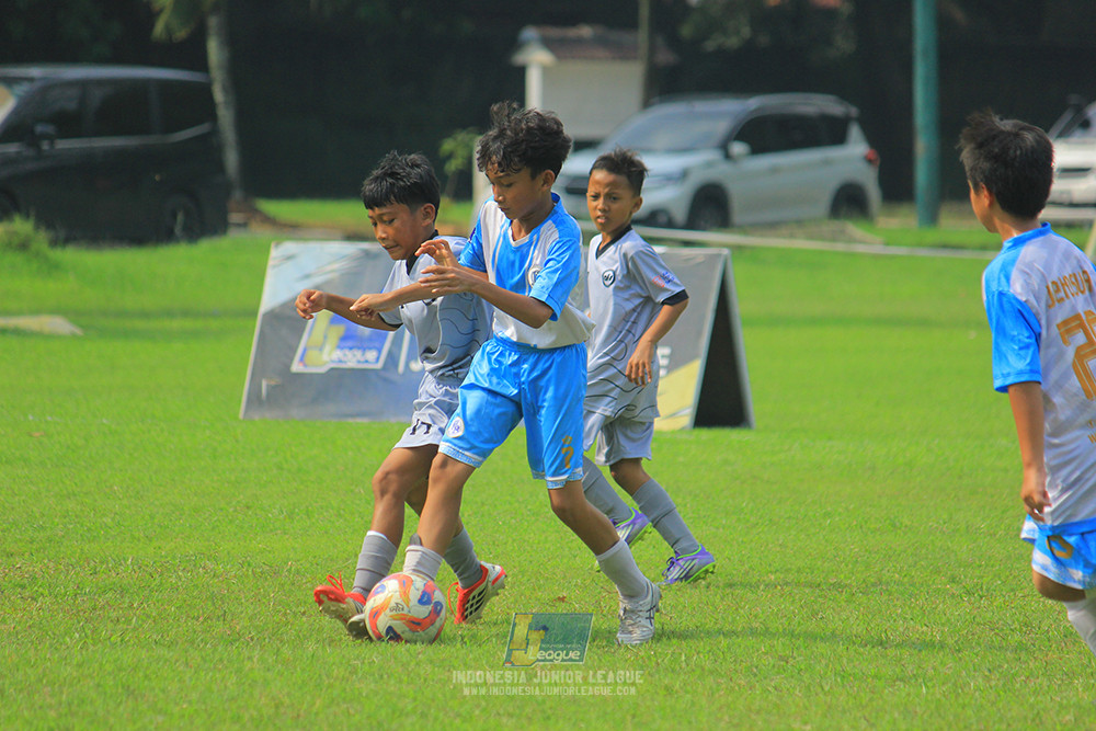 ijl u11 190426 proball football vs asia football school