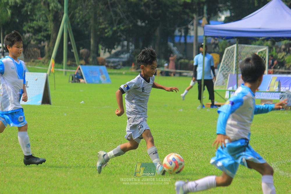 ijl u11 190426 proball football vs asia football school