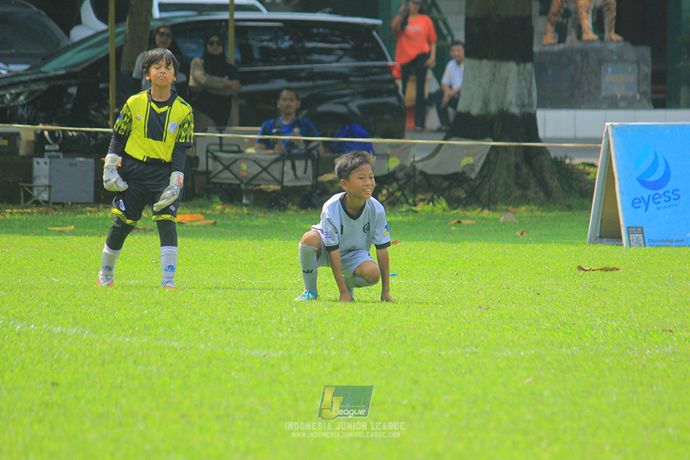 ijl u11 190426 proball football vs asia football school