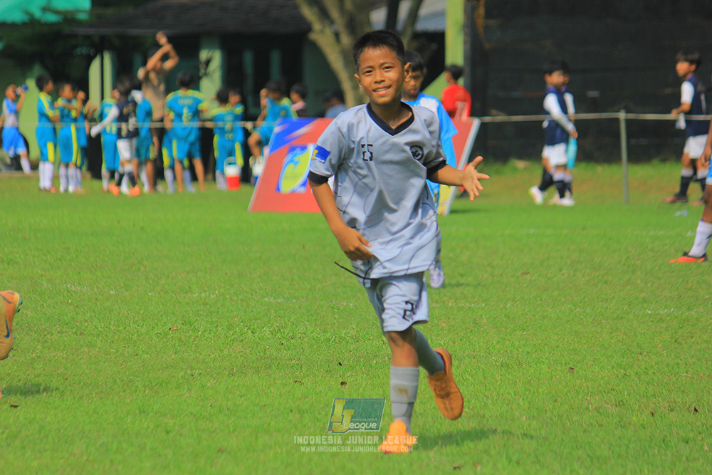 ijl u11 190426 proball football vs asia football school