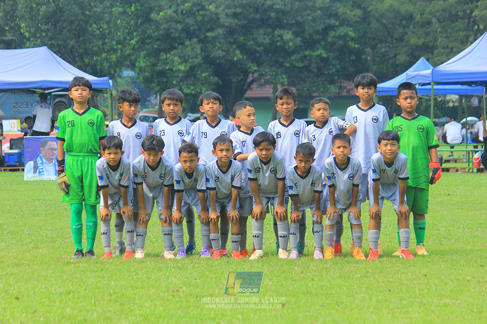 ijl u11 190426 proball football vs asia football school