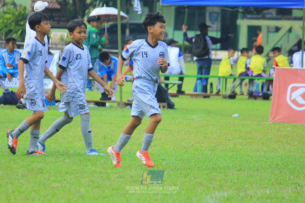 ijl u11 190426 proball football vs asia football school