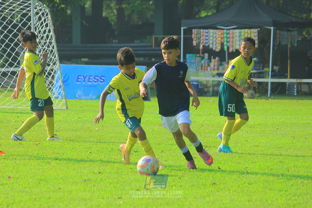 ijl u11 240526 fff academy blue vs maesa pararaider army