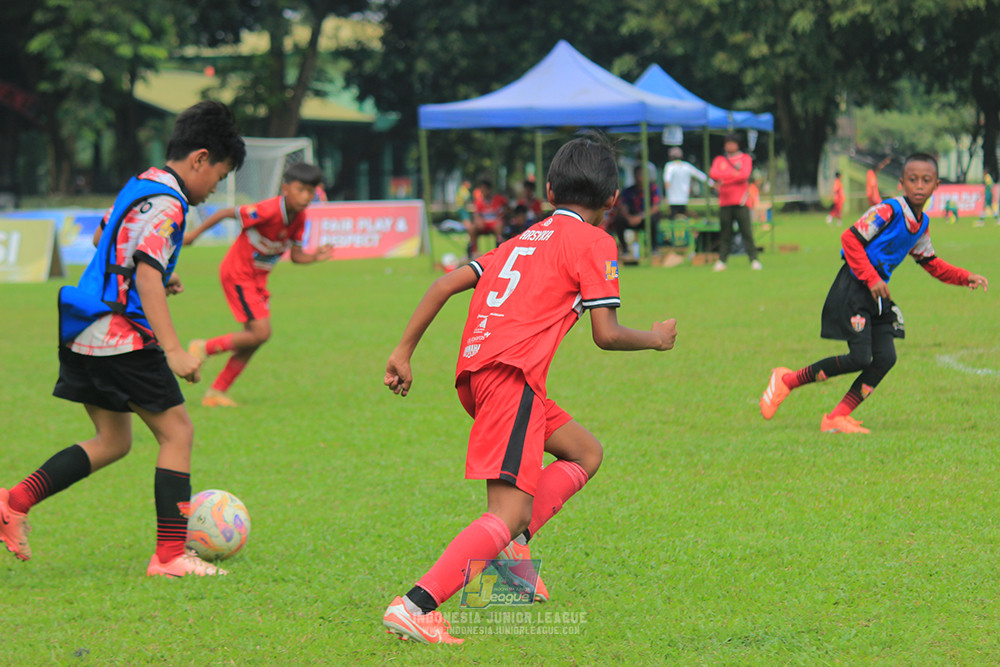 ijl u11 240526 kids soccer family vs diklat paku jaya