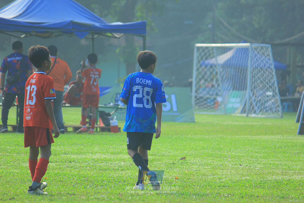 ijl u11 240526 steelford united vs kids soccer family