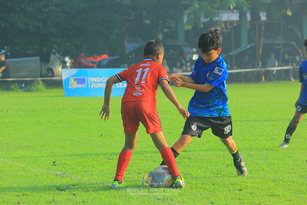 ijl u11 240526 steelford united vs kids soccer family