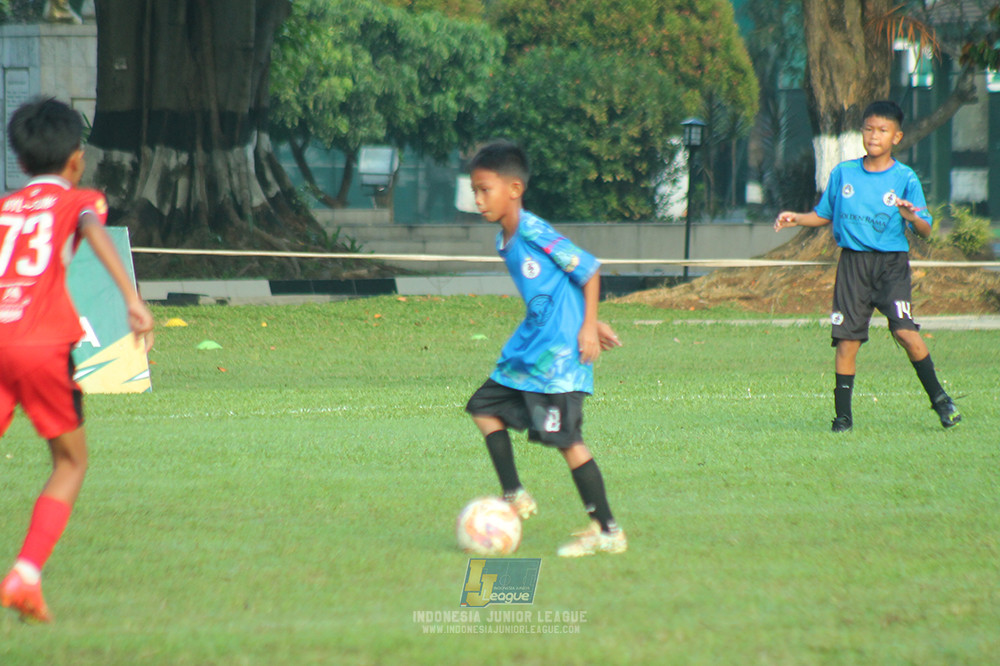 ijl u11 240526 steelford united vs kids soccer family