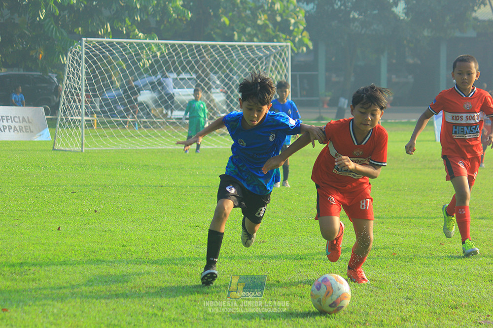 ijl u11 240526 steelford united vs kids soccer family
