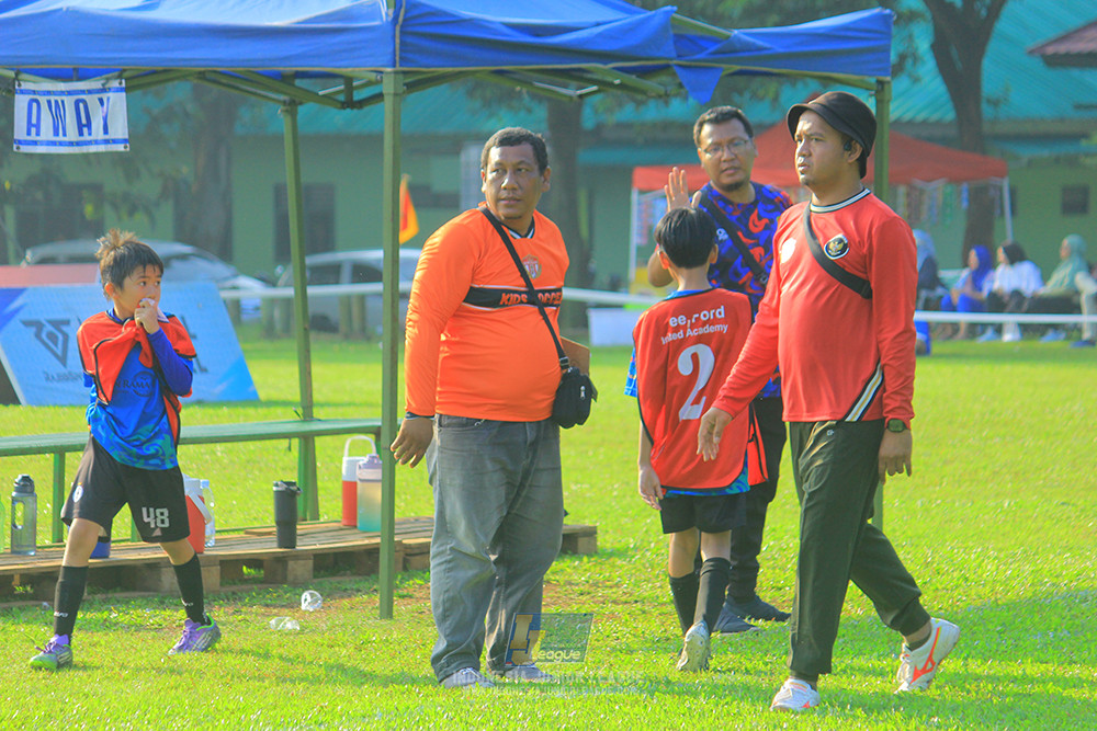 ijl u11 240526 steelford united vs kids soccer family