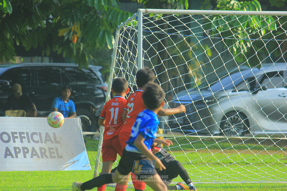 ijl u11 240526 steelford united vs kids soccer family
