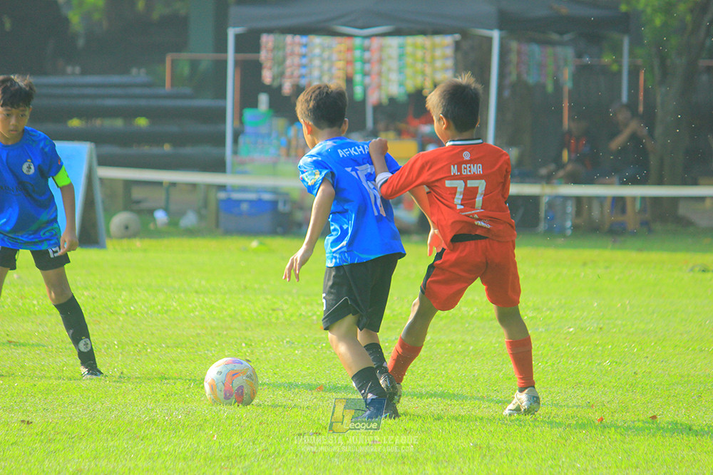 ijl u11 240526 steelford united vs kids soccer family