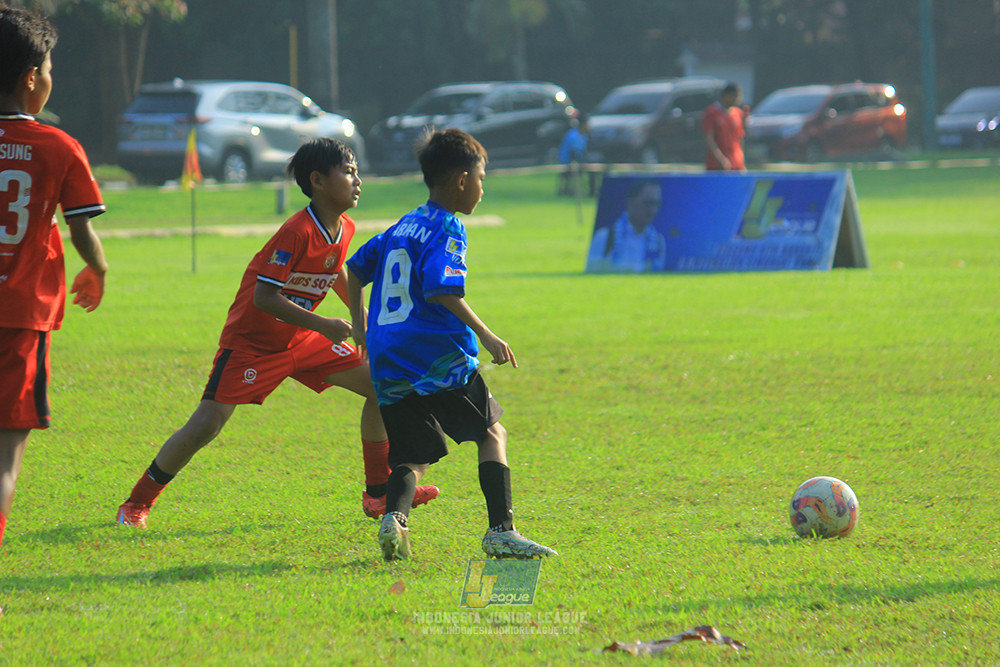 ijl u11 240526 steelford united vs kids soccer family