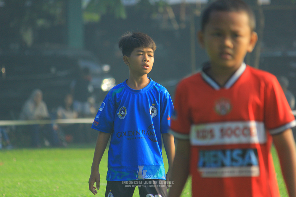 ijl u11 240526 steelford united vs kids soccer family
