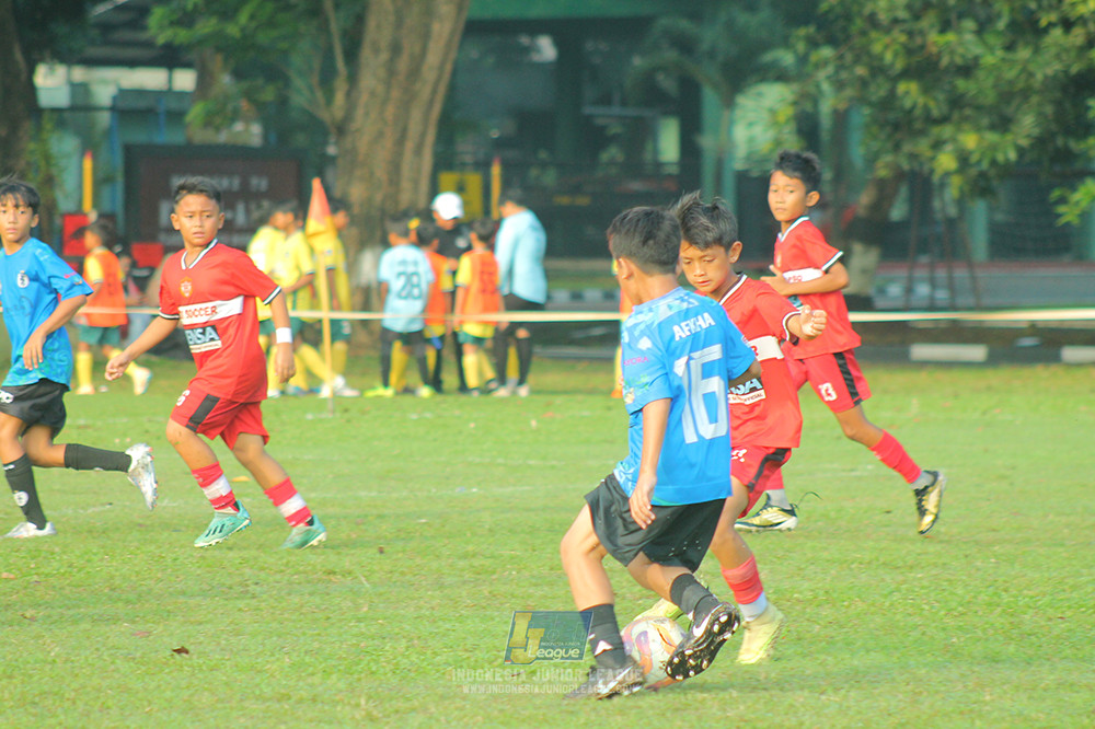 ijl u11 240526 steelford united vs kids soccer family