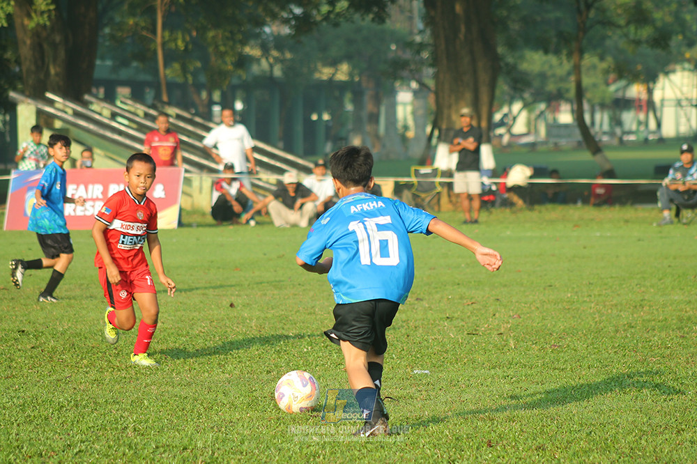 ijl u11 240526 steelford united vs kids soccer family
