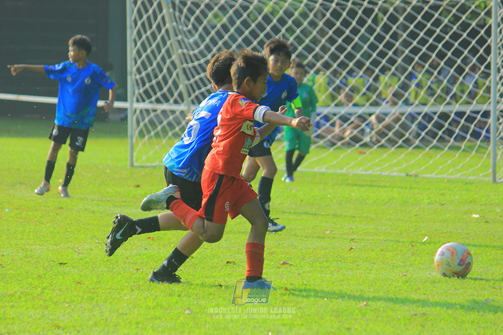 ijl u11 240526 steelford united vs kids soccer family