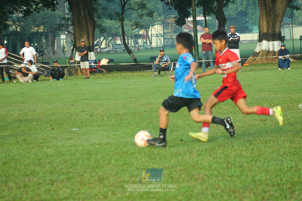 ijl u11 240526 steelford united vs kids soccer family