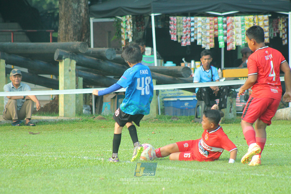 ijl u11 240526 steelford united vs kids soccer family