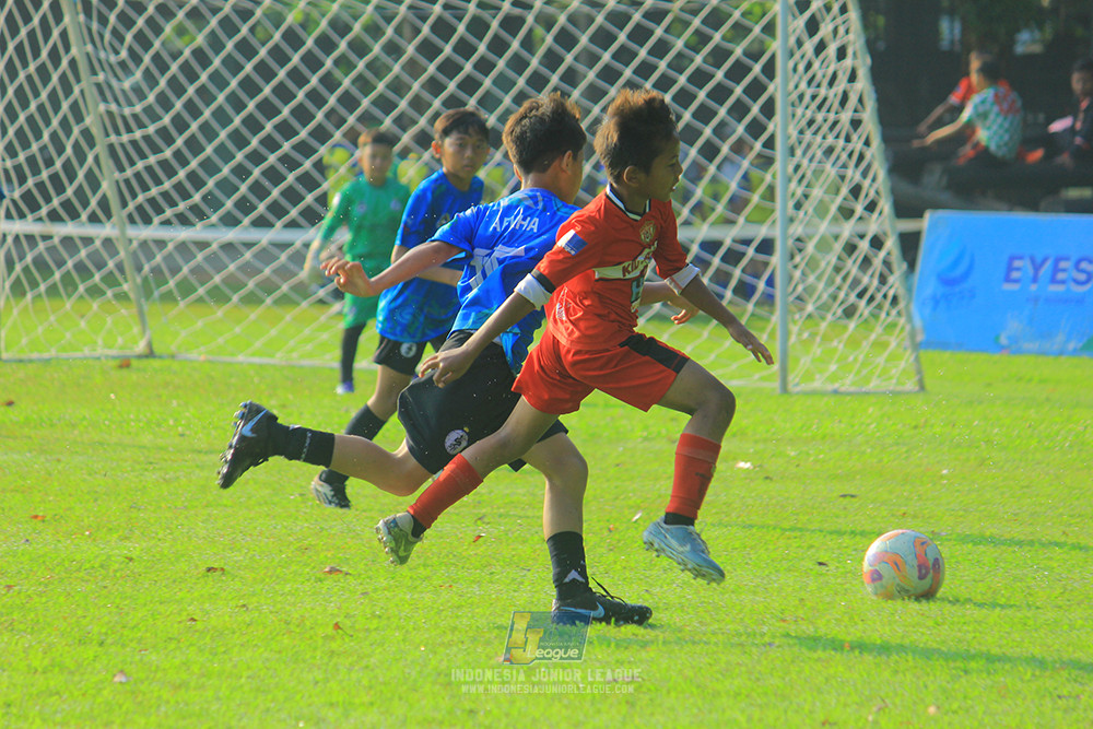 ijl u11 240526 steelford united vs kids soccer family
