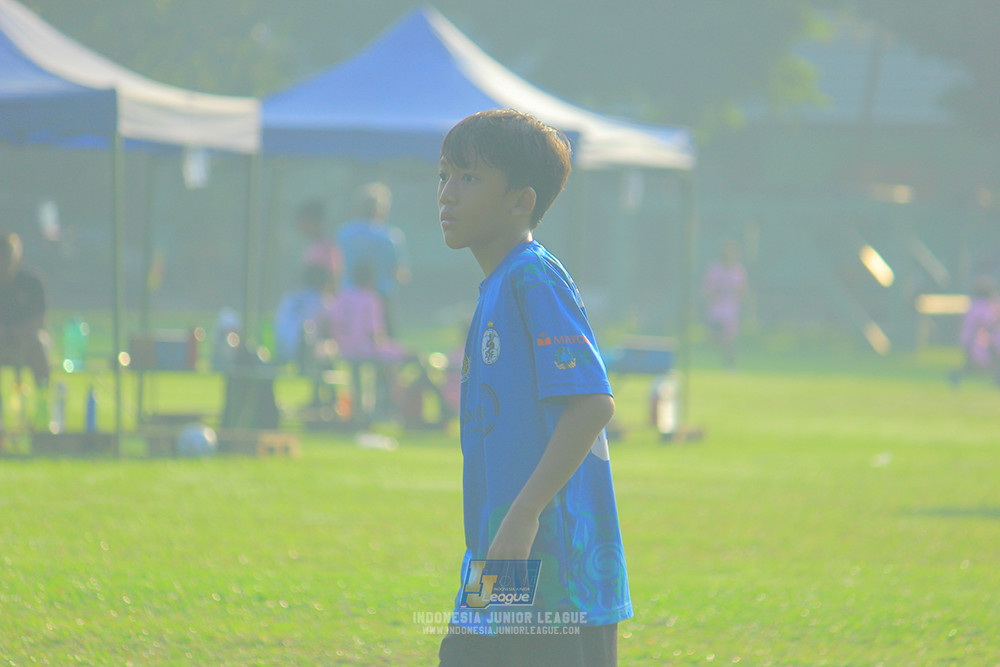ijl u11 240526 steelford united vs kids soccer family