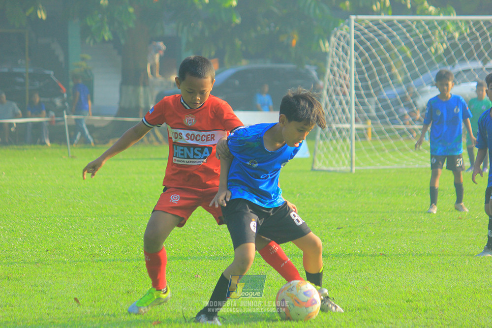 ijl u11 240526 steelford united vs kids soccer family