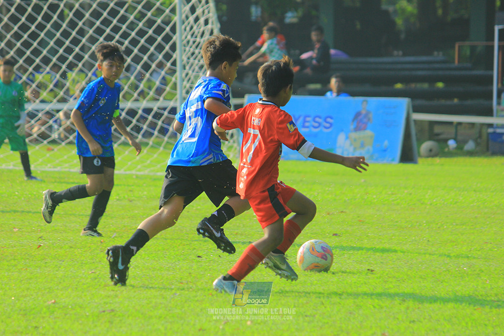 ijl u11 240526 steelford united vs kids soccer family