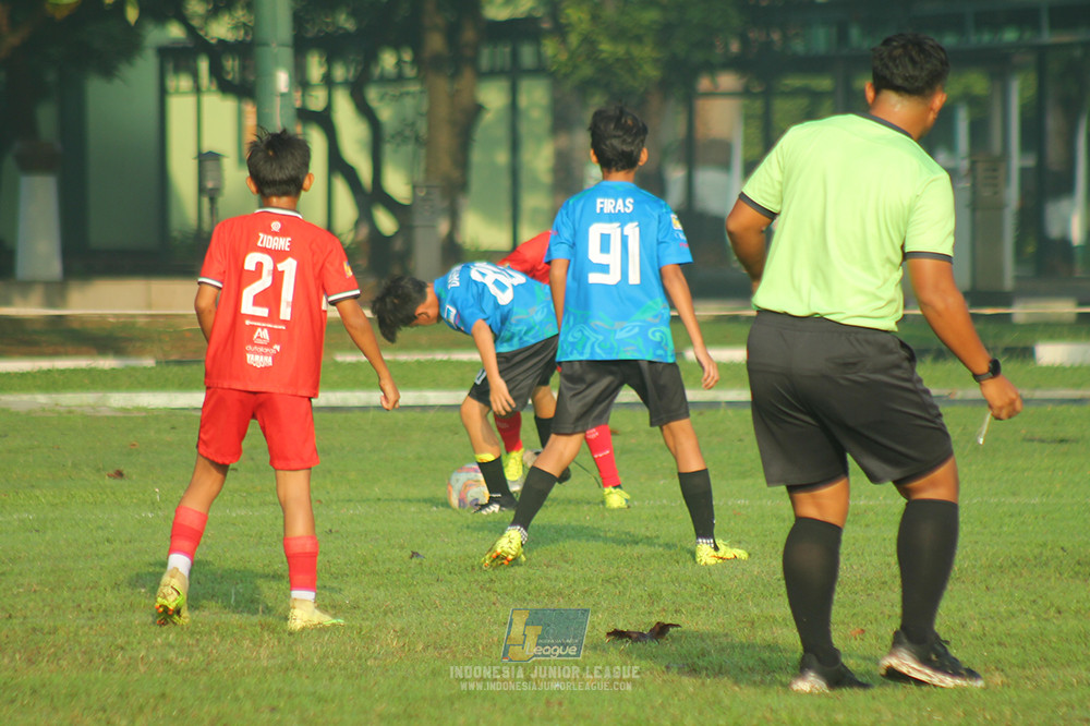 ijl u11 240526 steelford united vs kids soccer family