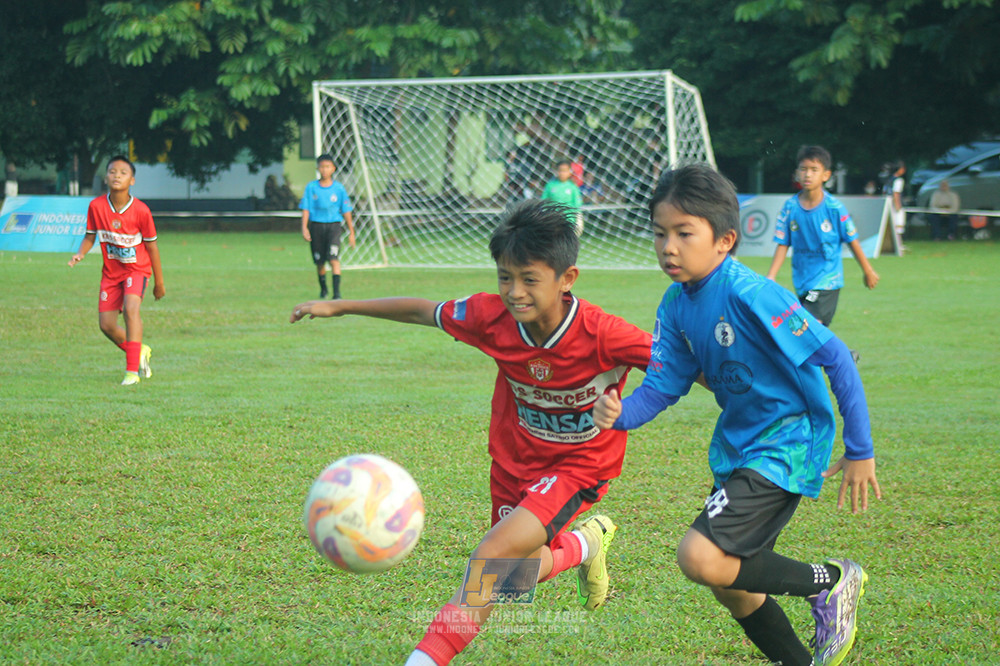 ijl u11 240526 steelford united vs kids soccer family