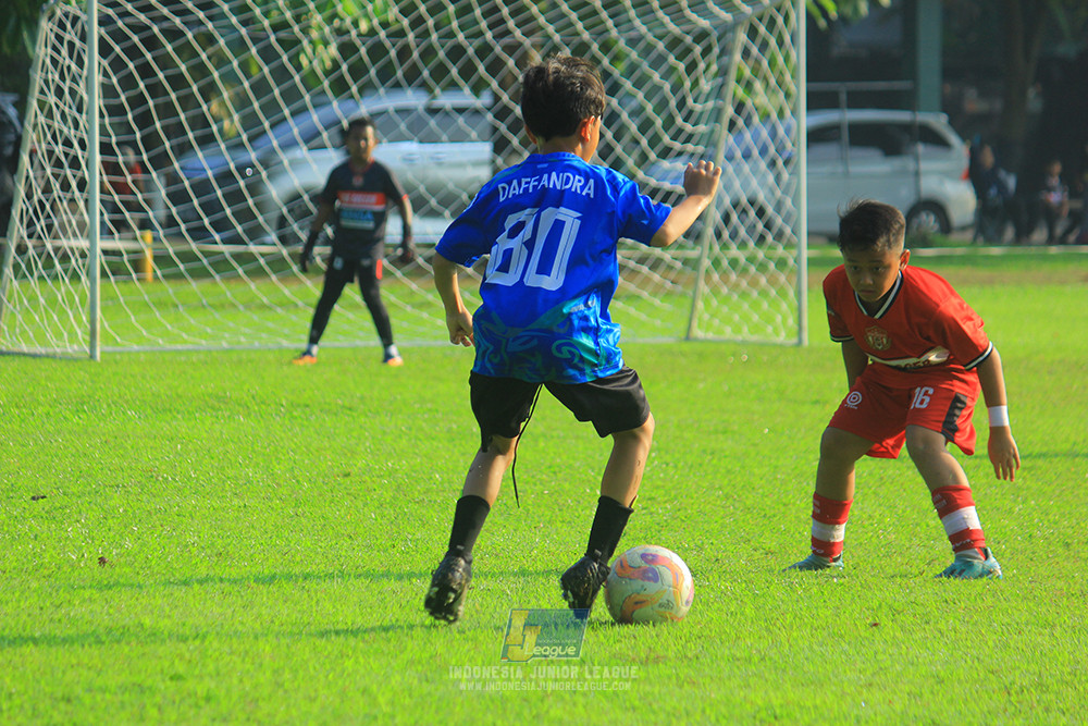 ijl u11 240526 steelford united vs kids soccer family