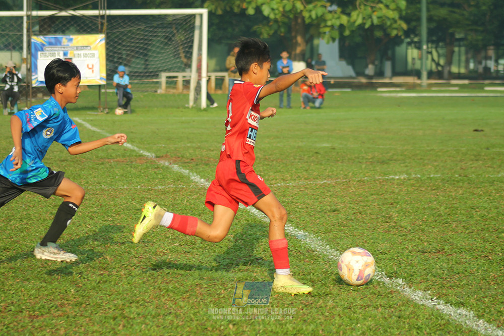 ijl u11 240526 steelford united vs kids soccer family