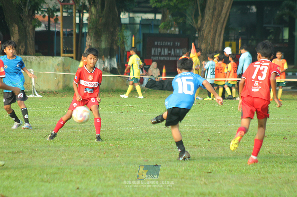 ijl u11 240526 steelford united vs kids soccer family