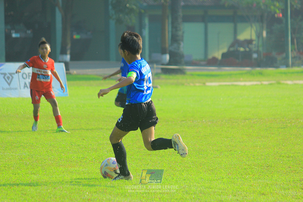 ijl u11 240526 steelford united vs kids soccer family