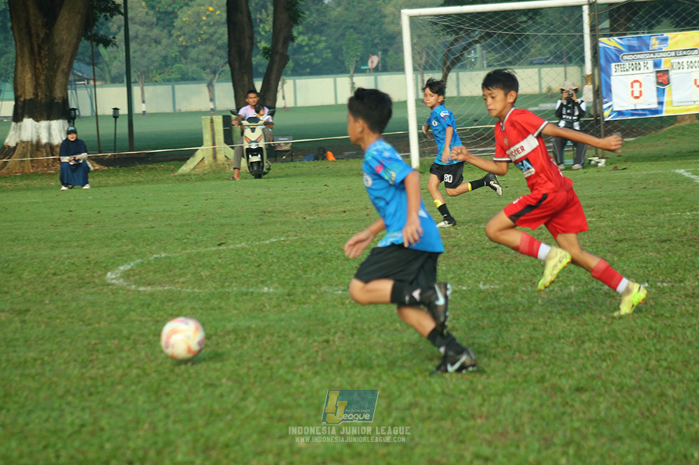 ijl u11 240526 steelford united vs kids soccer family