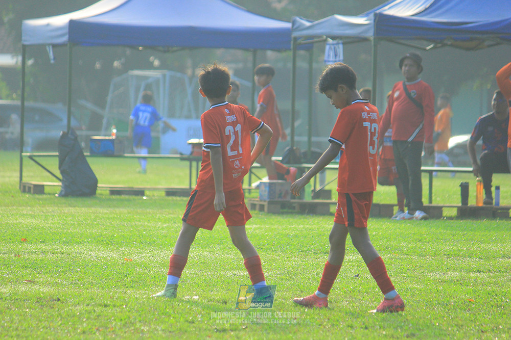 ijl u11 240526 steelford united vs kids soccer family