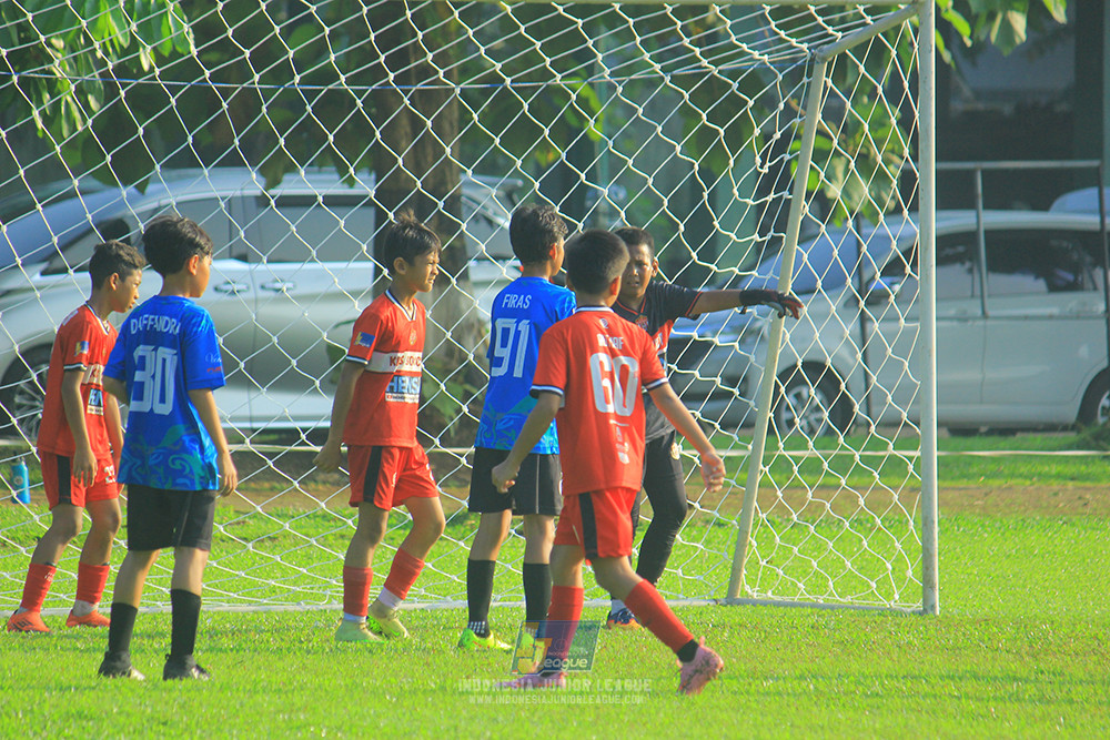 ijl u11 240526 steelford united vs kids soccer family