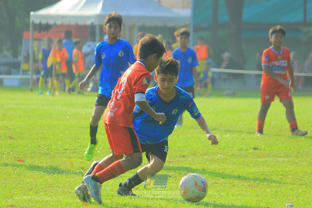 ijl u11 240526 steelford united vs kids soccer family