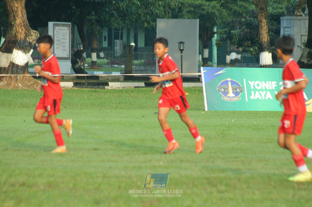 ijl u11 240526 steelford united vs kids soccer family