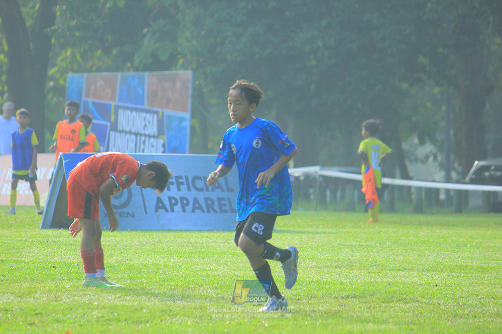 ijl u11 240526 steelford united vs kids soccer family