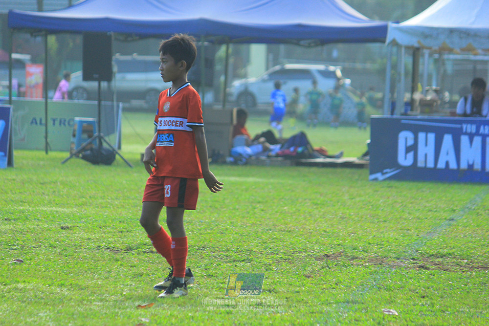 ijl u11 240526 steelford united vs kids soccer family