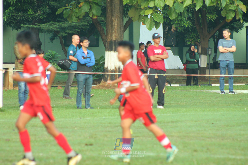 ijl u11 240526 steelford united vs kids soccer family