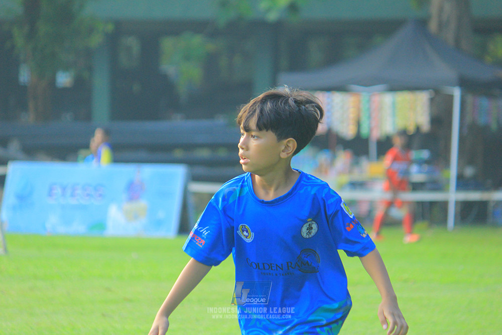 ijl u11 240526 steelford united vs kids soccer family